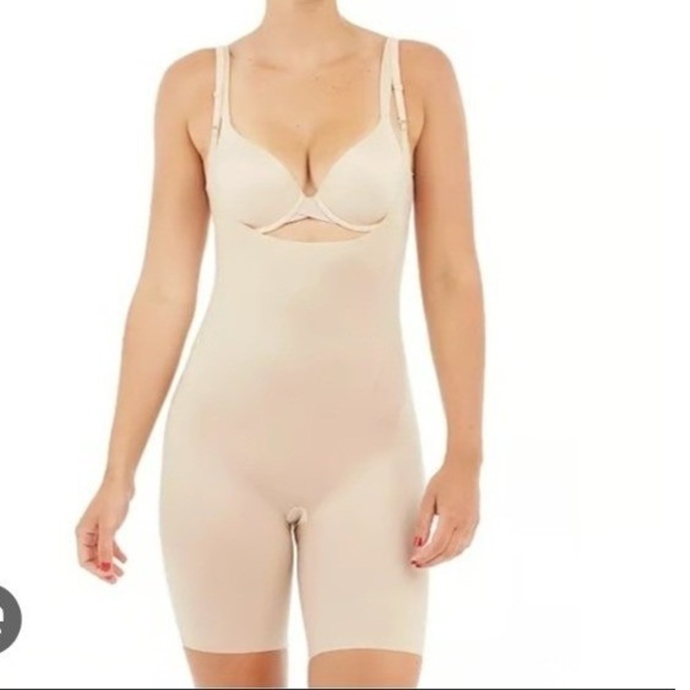 Spanx Slimplicity oncore open bust Bodysuit 1x Shapewear Mid Thigh Shaper nude